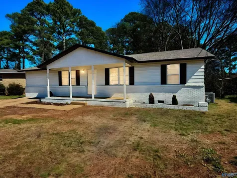 3705 Cerro Vista Street SW Huntsville AL 35805