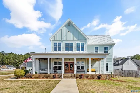 128 Carlton Road Scottsboro AL 35769