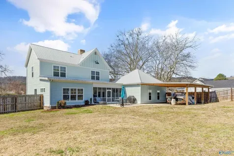 128 Carlton Road Scottsboro AL 35769