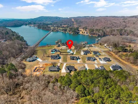 128 Carlton Road Scottsboro AL 35769