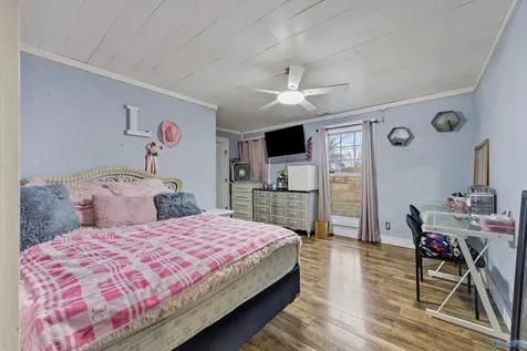21669 Holt Road Athens AL 35613