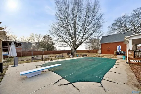 21669 Holt Road Athens AL 35613