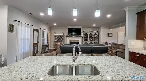 18795 S Haven Circle Athens AL 35613