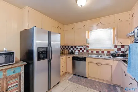 3116 Forsythe Drive NW Huntsville AL 35810