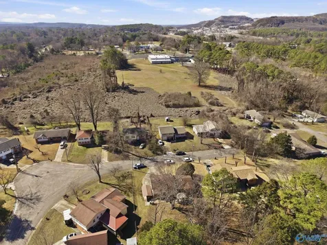 3116 Forsythe Drive NW Huntsville AL 35810