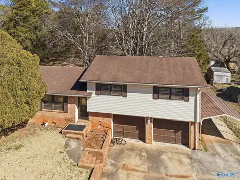 3116 Forsythe Drive NW Huntsville AL 35810
