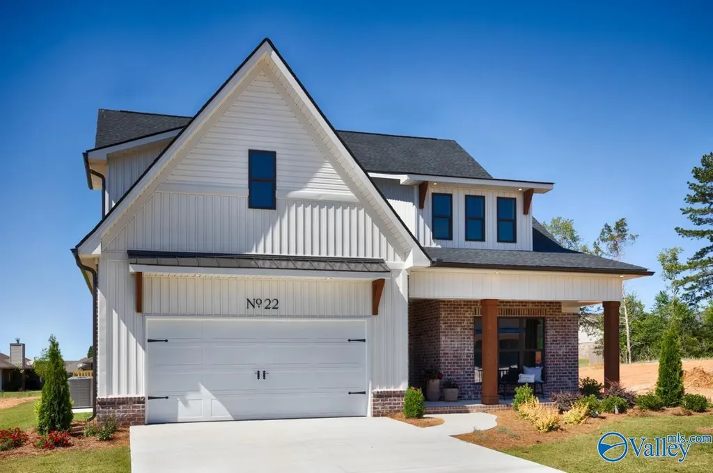 22 Belle Park Lane SW Huntsville AL 35803