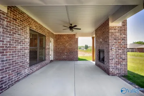 22 Belle Park Lane SW Huntsville AL 35803
