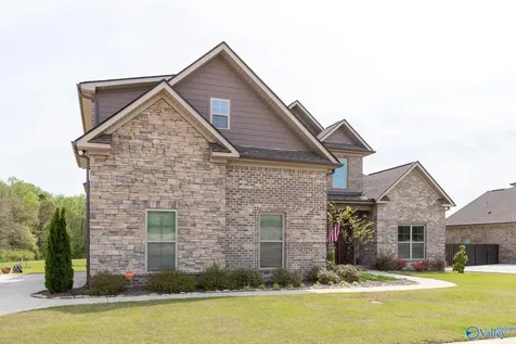16082 Darby Drive Athens AL 35613