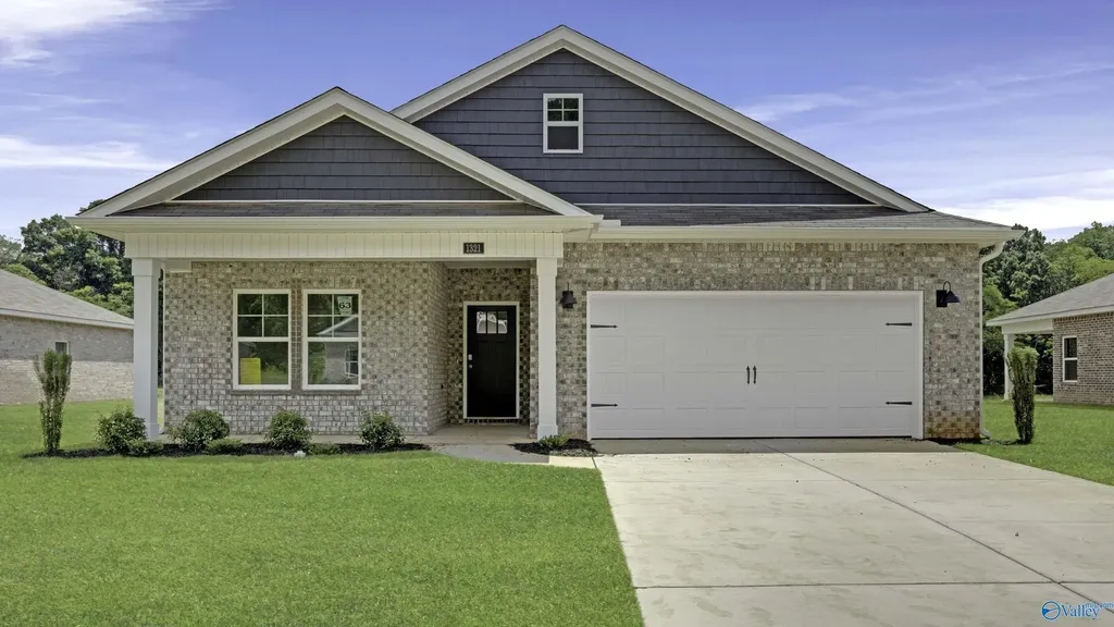 1321 Eidson Street Athens AL 35611