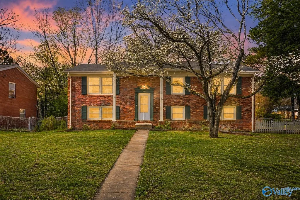 506 Town And Country Drive NW Huntsville AL 35806