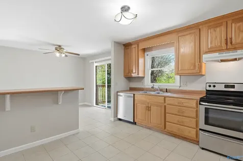 506 Town And Country Drive NW Huntsville AL 35806