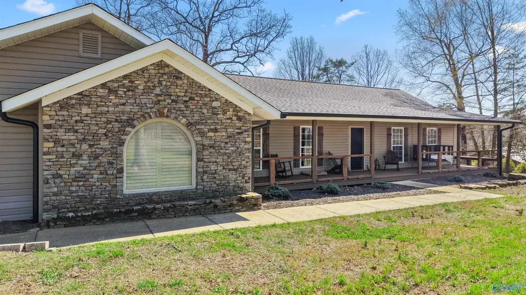 9890 County Road 103 Mentone AL 35984