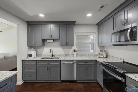 507 Forrest Park Court Huntsville AL 35806