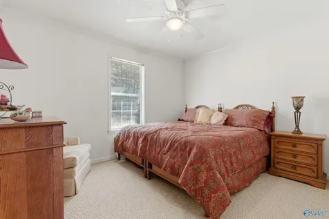 62 Clyde Circle Guntersville AL 35976