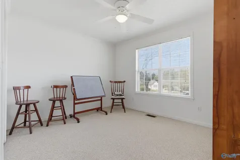 62 Clyde Circle Guntersville AL 35976