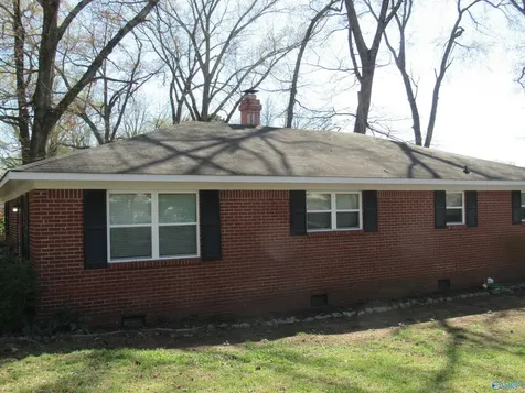 431 South Plymouth Road NW Huntsville AL 35811