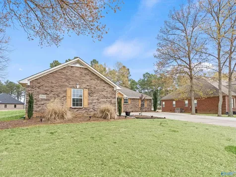 25433 Drawbaugh Road Athens AL 35613