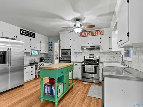 108 Shady Lane Athens AL 35613