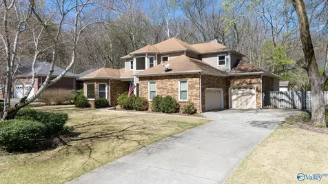 137 Oakhurst Drive Madison AL 35758