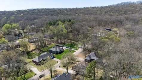 137 Oakhurst Drive Madison AL 35758