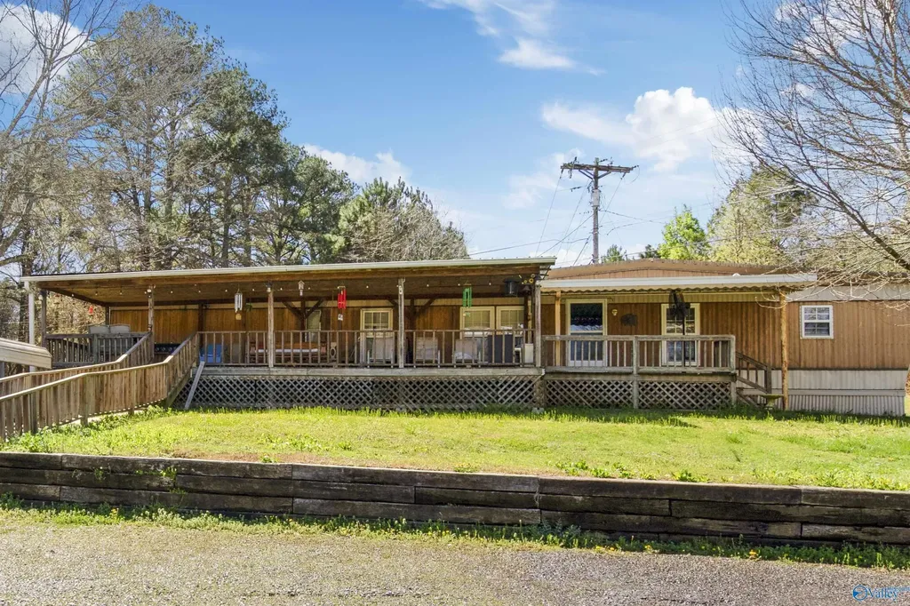 439 County Road 1568 Cullman AL 35058