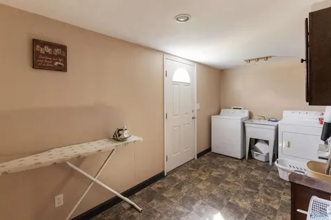 439 County Road 1568 Cullman AL 35058