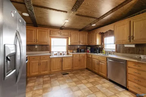 439 County Road 1568 Cullman AL 35058
