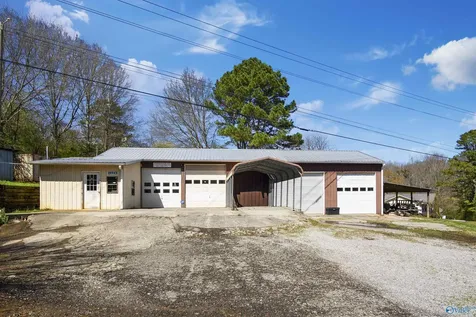 439 County Road 1568 Cullman AL 35058