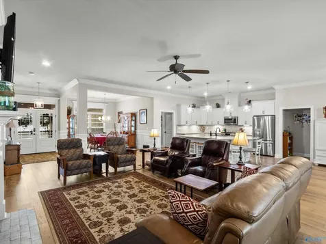 205 Somerdale Lane Huntsville AL 35811