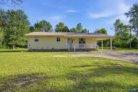 822 County Road 695 Holly Pond AL 35083