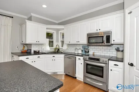 423 Eastview Drive Madison AL 35758