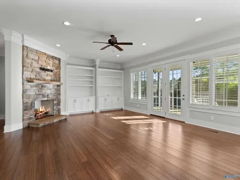 5405 Spring Creek Drive Guntersville AL 35976