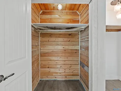 4432 County Road 1725 Holly Pond AL 35083