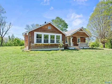 4432 County Road 1725 Holly Pond AL 35083