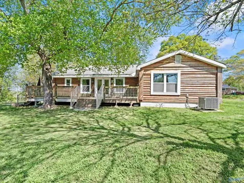 4432 County Road 1725 Holly Pond AL 35083