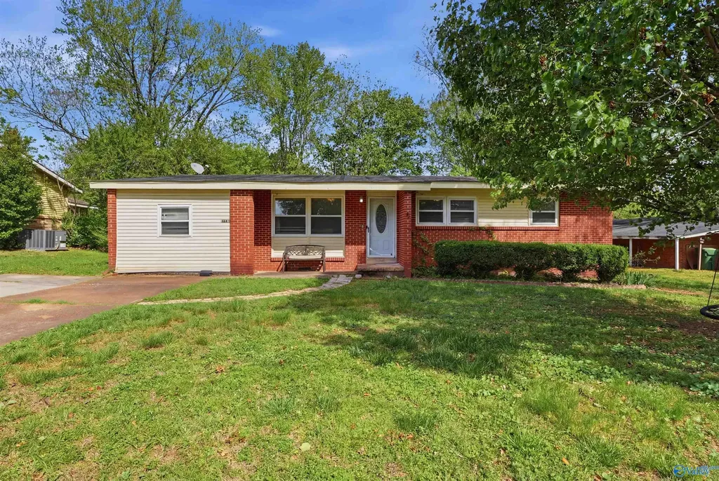 3005 Acklen Drive SW Huntsville AL 35805