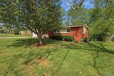 3005 Acklen Drive SW Huntsville AL 35805