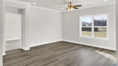 381 Sandy Oak Drive Harvest AL 35749