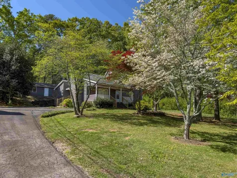 5601 Spring Creek Drive Guntersville AL 35976