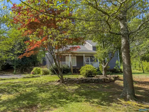 5601 Spring Creek Drive Guntersville AL 35976