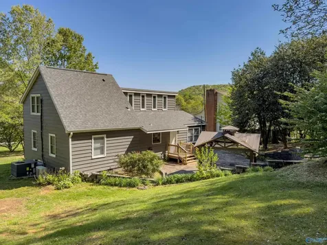 5601 Spring Creek Drive Guntersville AL 35976