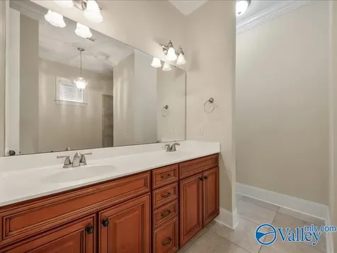 2 Braxton Street NW Huntsville AL 35806