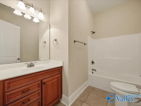 2 Braxton Street NW Huntsville AL 35806