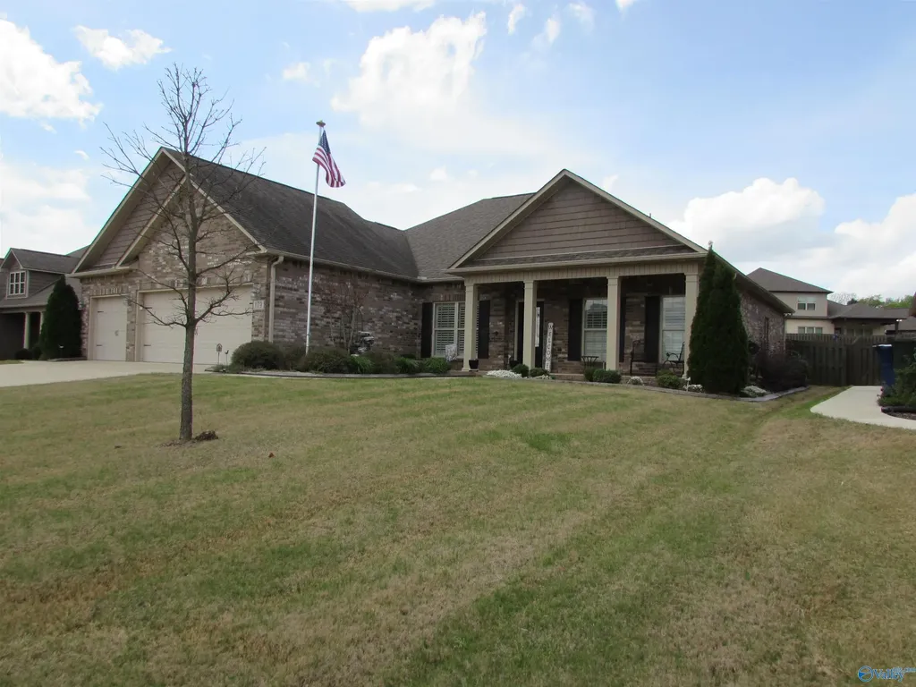179 Somerton Drive Huntsville AL 35811