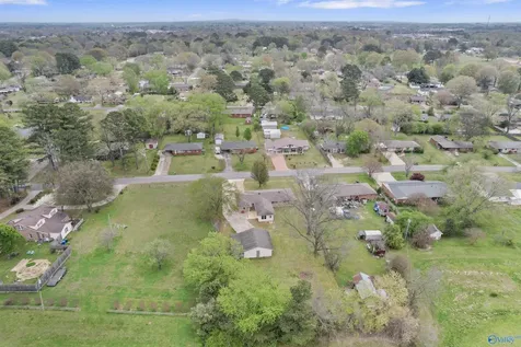 206 Suffield Street Athens AL 35611