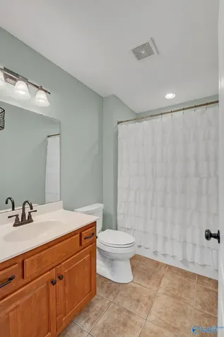 19576 Looney Road Athens AL 35613