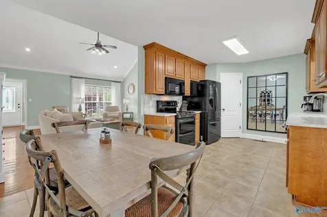 19576 Looney Road Athens AL 35613