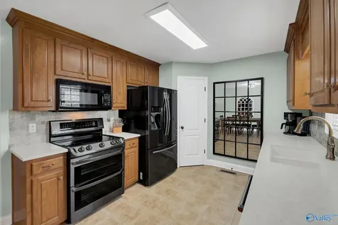 19576 Looney Road Athens AL 35613