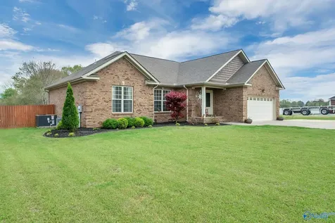 19576 Looney Road Athens AL 35613